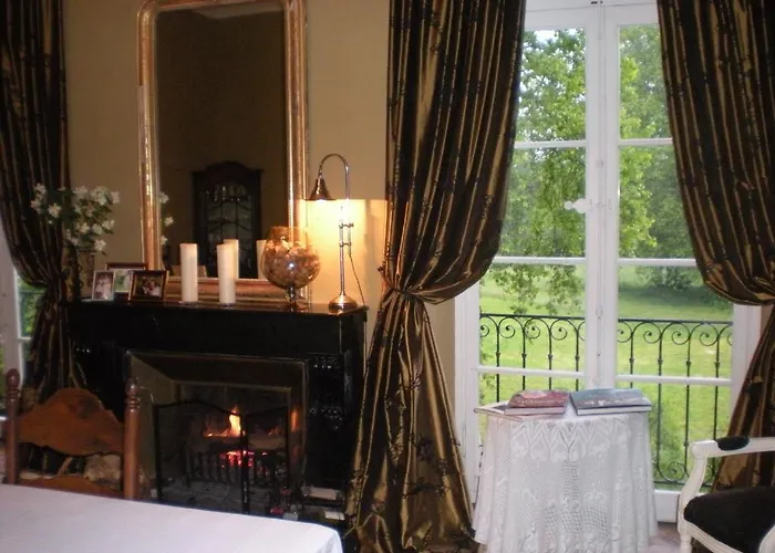 Frühstückspension Manoir Larcouillet Merles