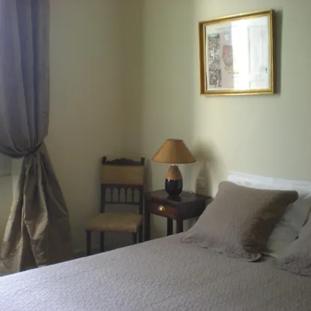 Manoir Larcouillet Merles