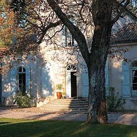 Manoir Larcouillet Couette-café Merles