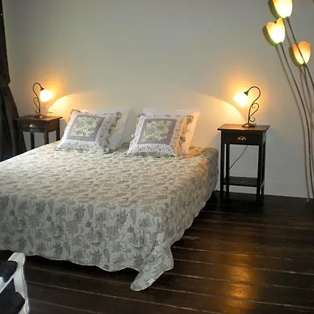 Couette-café Manoir Larcouillet 3*
