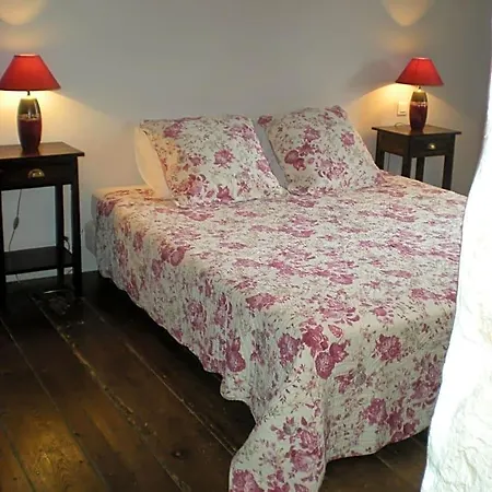 Manoir Larcouillet Merles