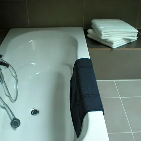 Manoir Larcouillet Couette-café 3*