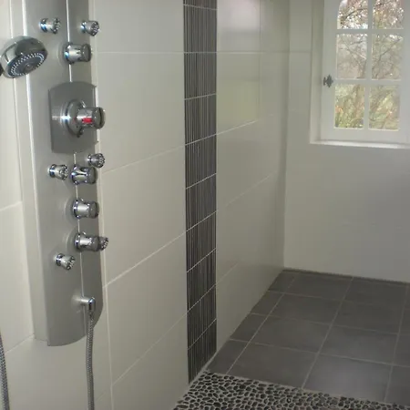 Manoir Larcouillet לינה וארוחת בוקר