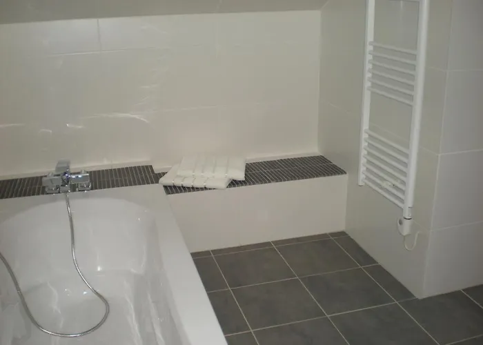 Manoir Larcouillet Bed & Breakfast 3*